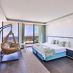 3 Bedroom - Outdoor And Indoor Pool