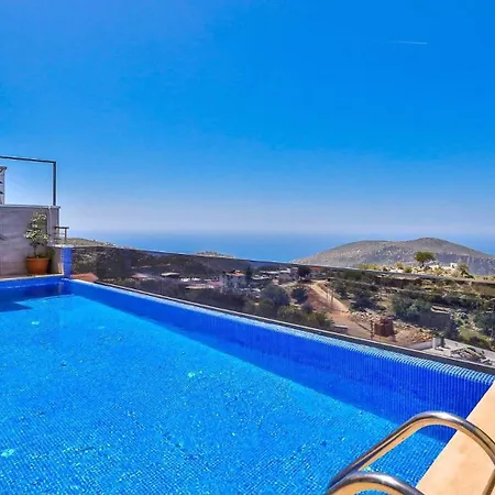 Villa 3 Bedroom - Outdoor And Indoor Pool