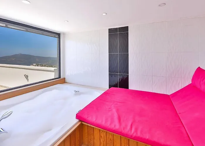 3 Bedroom - Outdoor And Indoor Pool Βίλα Καλκάν