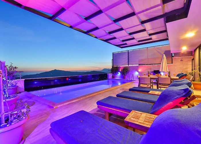 3 Bedroom - Outdoor And Indoor Pool Βίλα *