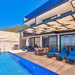 3 Bedroom - Outdoor And Indoor Pool Kalkan