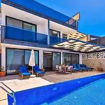3 Bedroom - Outdoor And Indoor Pool Villa