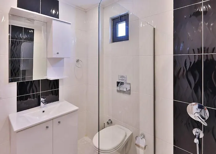Villa 3 Bedroom - Outdoor And Indoor Pool *
