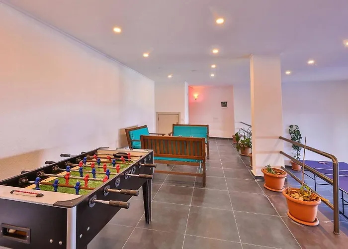Villa 3 Bedroom - Outdoor And Indoor Pool *